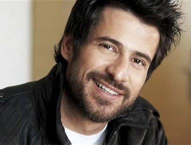 Ο Αλέξης Γεωργούλης σπάει την σιωπή του και εξηγεί γιατί είναι εδώ και τρία χρόνια μόνος του (βίντεο)